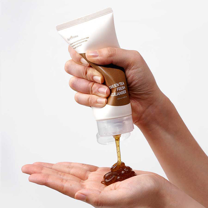 Isntree - Green Tea Fresh Cleanser, sfeerfoto
