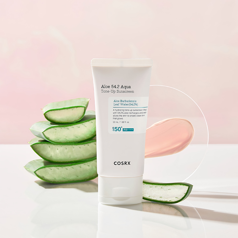COSRX - Aloe 54.2 Aqua Tone-Up Sunscreen, vooraanzicht 2