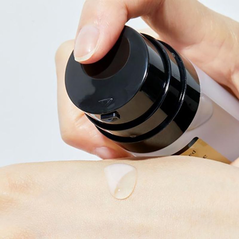 COSRX - Advanced Snail Radiance Dual Essence, sfeerfoto