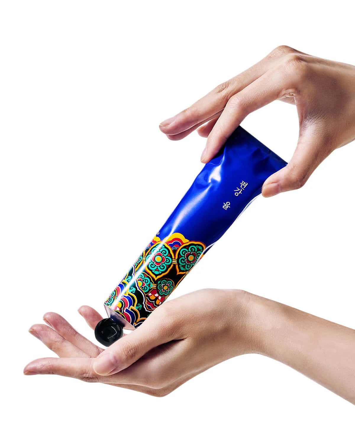Pyunkang Yul - Hand Cream Dancheong, sfeerfoto