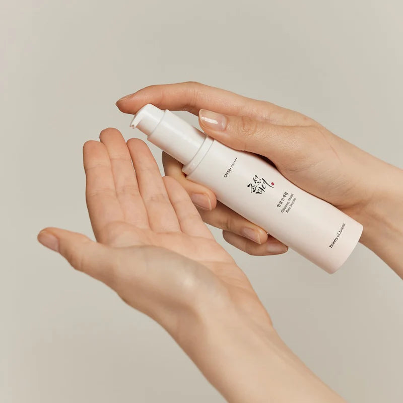 Beauty of Joseon - Ginseng Moist Sun Serum SPF 50+ PA++++, sfeerfoto 3